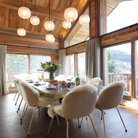 Petit * Villard-Reculas